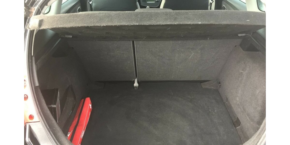 Seat Leon Style,Sitzheiz,Klima,Temp.usw. ! 198.000 km 3.400 &euro; Himmelkron 95502