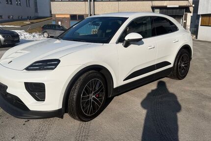 Porsche Macan 13.970 km 79.797 &euro; Pegnitz 91257
