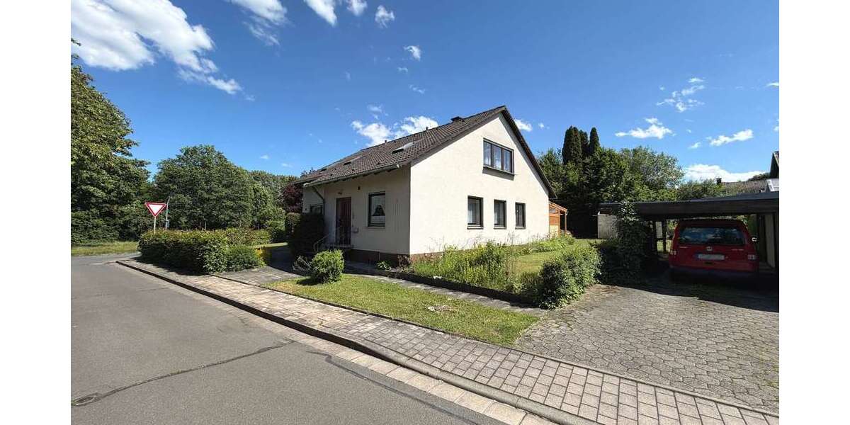 Einfamilienhaus Bayreuth Bernecker Straße / Insel / Riedelsberg - 9 Zimmer, 144 m&sup2;, 382.000&euro; | Angebot:26908397
