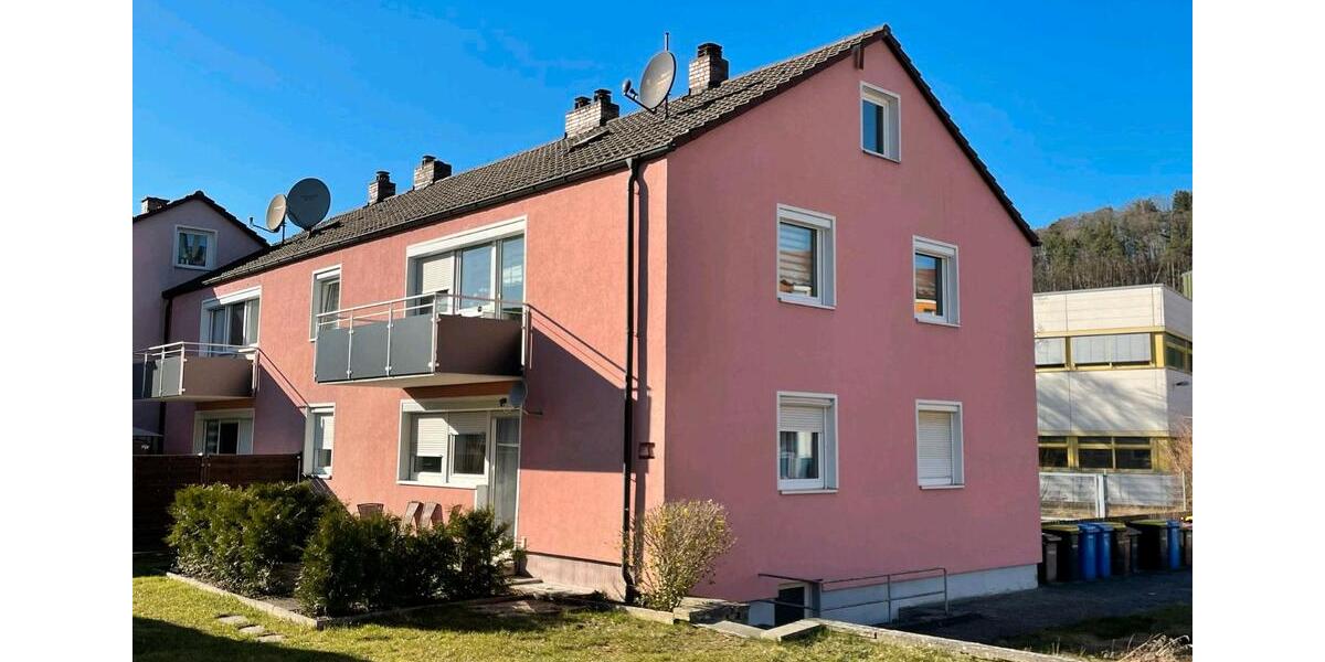 Etagenwohnung Bad Berneck im Fichtelgebirge - 4 Zimmer, 81 m&sup2;, 179.000&euro; | Angebot:27179582
