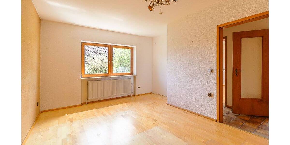 Einfamilienhaus Eckersdorf - 7 Zimmer, 175 m&sup2;, 478.000&euro; | Angebot:26501286