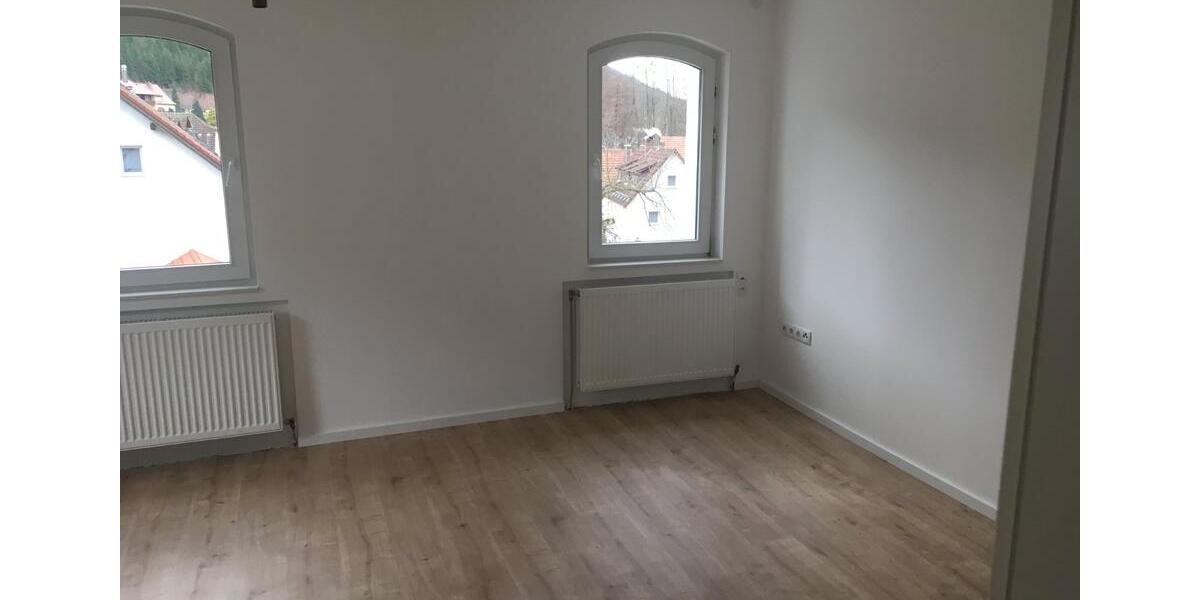 Dachgeschoßwohnung Bad Berneck im Fichtelgebirge - 2 Zimmer, 74 m&sup2;, 580&euro; | Angebot:26023288