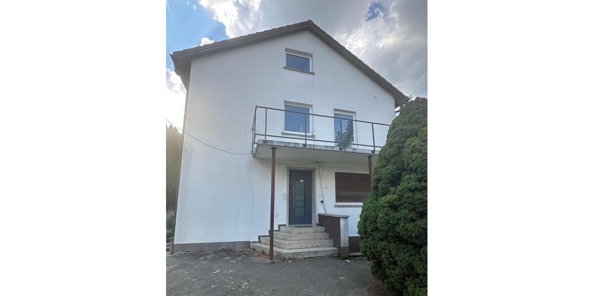 Mehrfamilienhaus, Wohnhaus Bad Berneck im Fichtelgebirge - 8 Zimmer, 180 m&sup2;, 390.000&euro; | Angebot:27069363