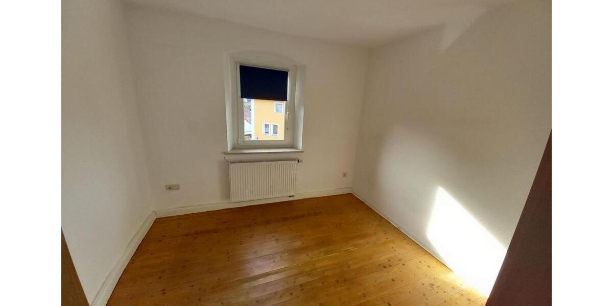 Etagenwohnung Fichtelberg - 4 Zimmer, 82 m&sup2;, 680&euro; | Angebot:25986592