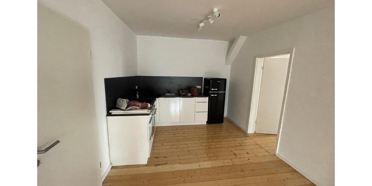 Etagenwohnung Bayreuth City - 2.5 Zimmer, 84 m&sup2;, 900&euro; | Angebot:27544946