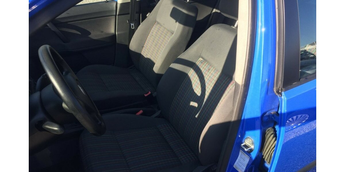 VW Polo Trendline,4 Türig,Tüv Neu! 175.000 km 3.600 &euro; Himmelkron 95502