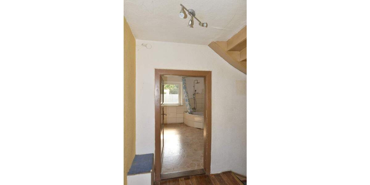 Einfamilienhaus Emtmannsberg - 6 Zimmer, 150 m&sup2;, 175.000&euro; | Angebot:25736638