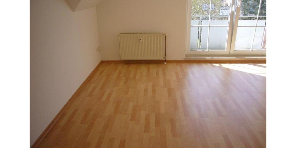 Dachgeschoßwohnung Bad Berneck im Fichtelgebirge - 1 Zimmer, 36 m&sup2;, 72.000&euro; | Angebot:25883193