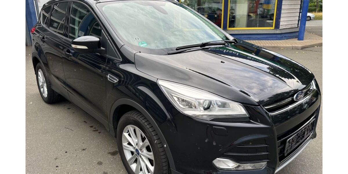 Ford Kuga 193.000 km 10.990 &euro; Bayreuth 95448