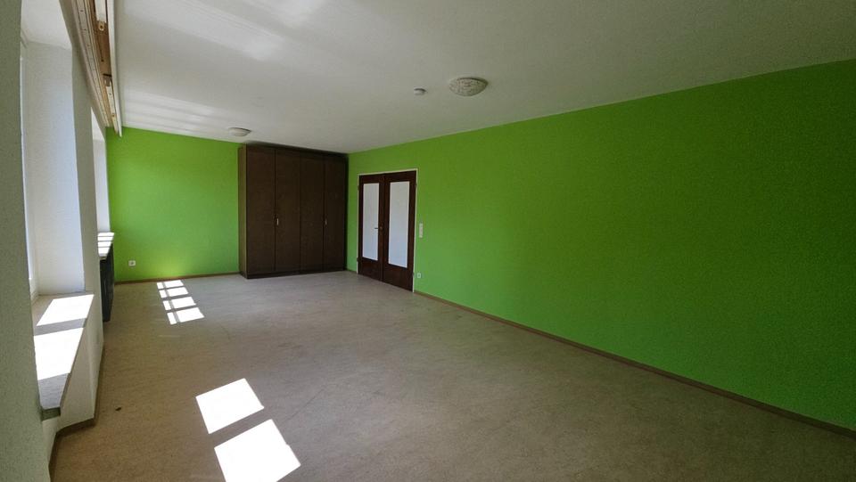 Etagenwohnung Immenreuth - 3 Zimmer, 78 m&sup2;, 450&euro; | Angebot:25852676