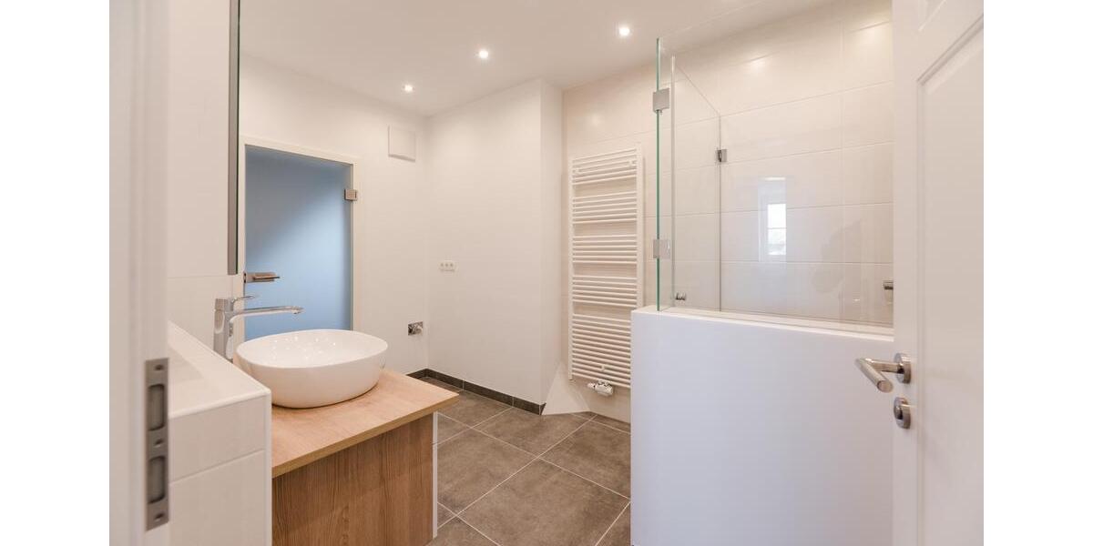 Dachgeschoßwohnung Bayreuth Meyernberg - 3 Zimmer, 69 m&sup2;, 245.000&euro; | Angebot:26834920