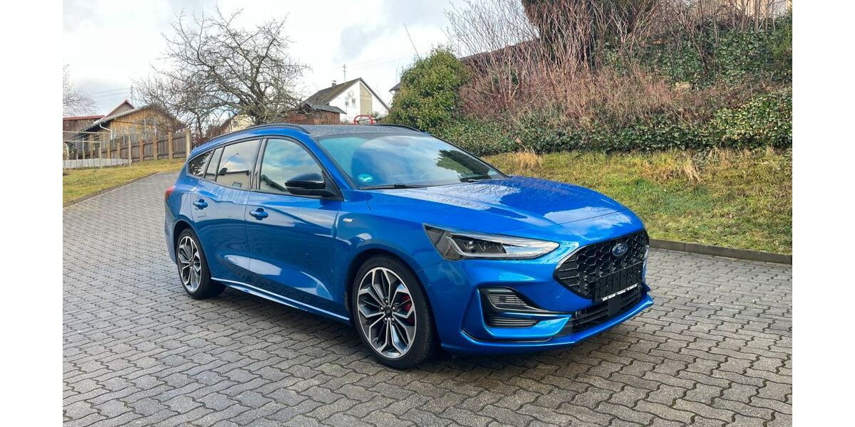 Ford Focus 15.100 km 23.990 &euro; Fichtelberg 95686