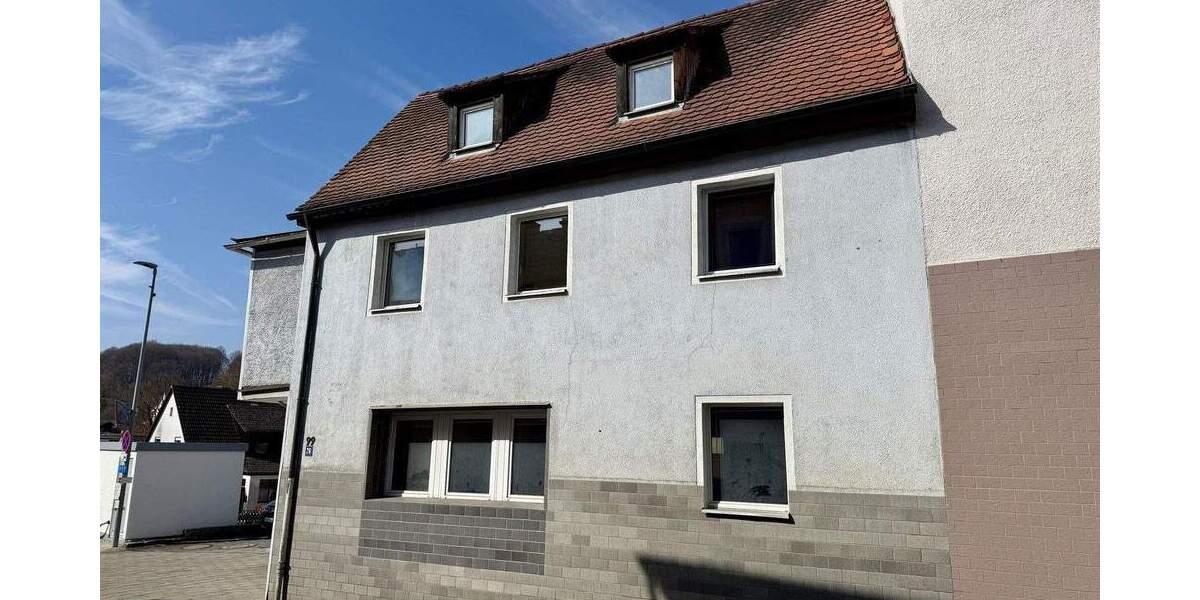 Einfamilienhaus Gößweinstein - 6 Zimmer, 126 m&sup2;, 99.000&euro; | Angebot:25906559