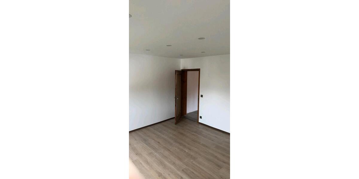 Reihenhaus Auerbach in der Oberpfalz - 7 Zimmer, 160 m&sup2;, 250.000&euro; | Angebot:26268371