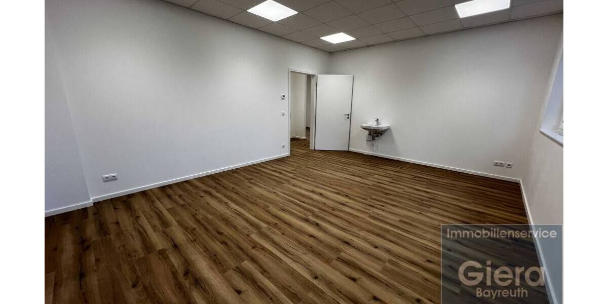 Gewerbeobjekt Heinersreuth Hahnenhof - 2.200&euro; | Angebot:26064138