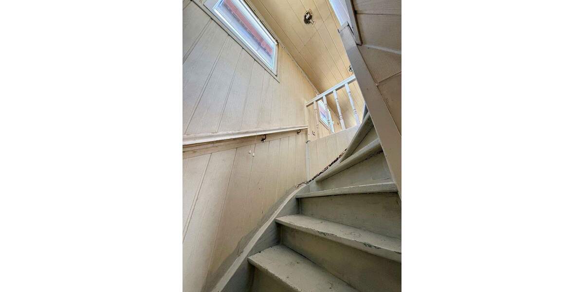 Einfamilienhaus Gößweinstein - 6 Zimmer, 126 m&sup2;, 99.000&euro; | Angebot:25906559