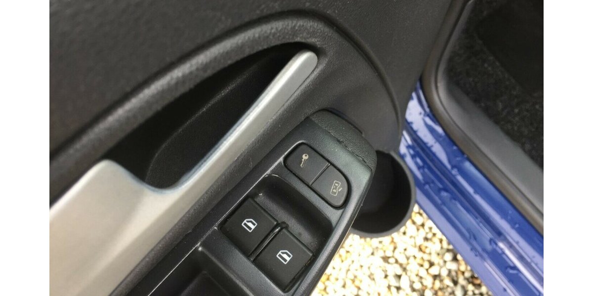 VW Fox Klima,el.Fh.,Tüv 10/27! 278.000 km 1.750 &euro; Himmelkron 95502