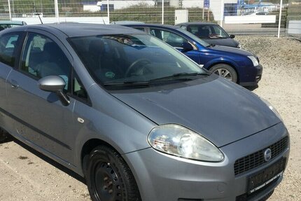 Fiat Grande Punto 1.2 8V Active,Klima ! 142.000 km 650 &euro; Himmelkron 95502