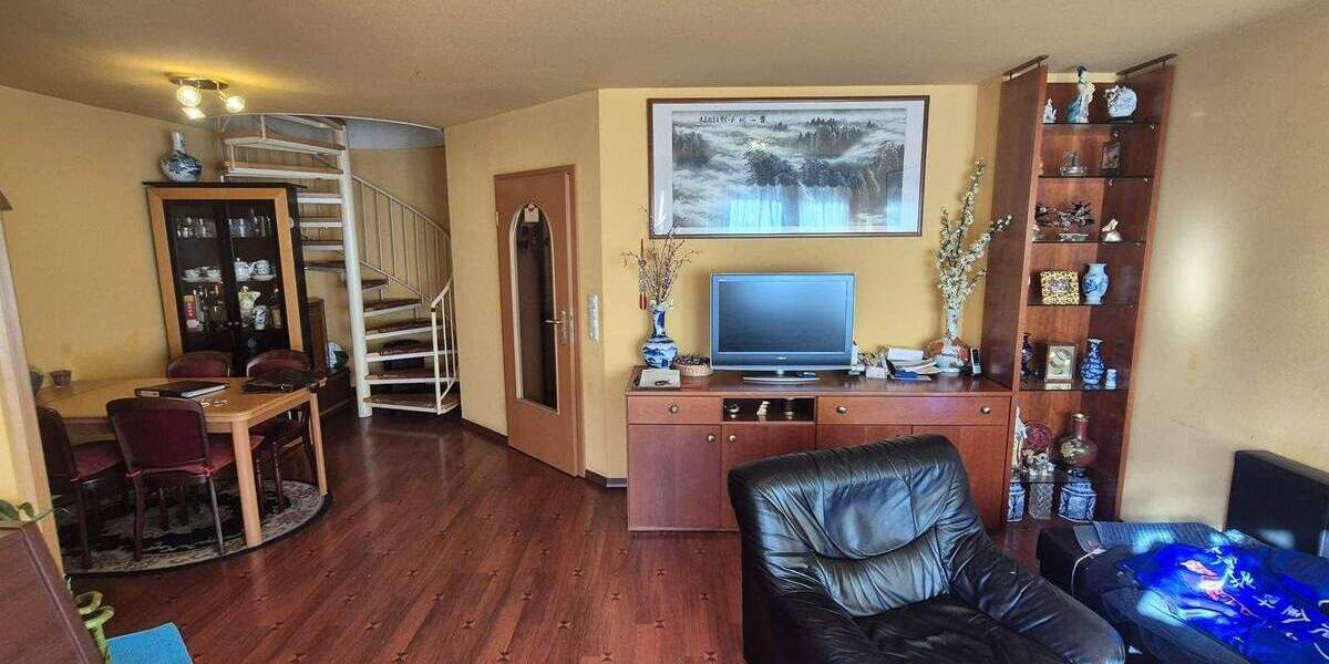 Etagenwohnung Bayreuth Altstadt - 4 Zimmer, 93 m&sup2;, 339.000&euro; | Angebot:25820644