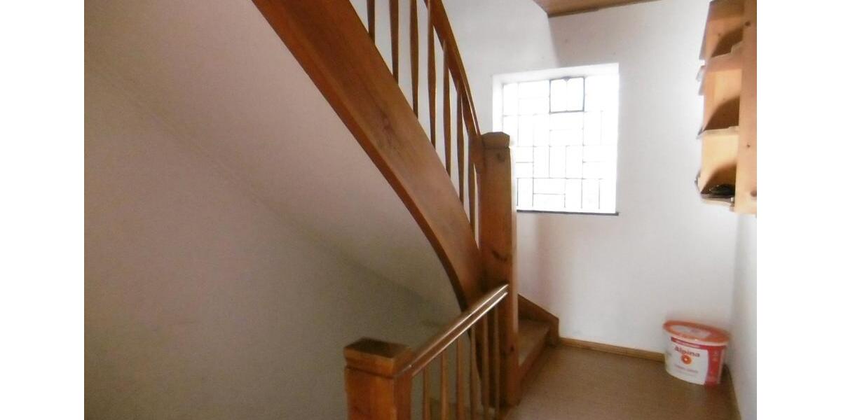 Einfamilienhaus Mainleus - 7 Zimmer, 165 m&sup2;, 174.000&euro; | Angebot:26890330