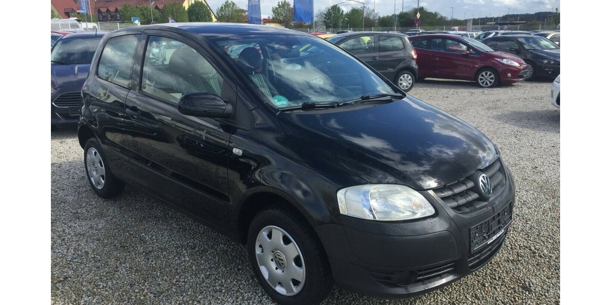 VW Fox Basis,Servol,Radio-CD,Tüv 01/28! 150.000 km 2.850 &euro; Himmelkron 95502