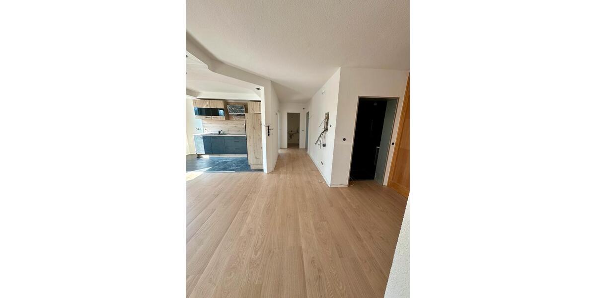 Etagenwohnung Speichersdorf - 4.5 Zimmer, 88 m&sup2;, 219.000&euro; | Angebot:27180413