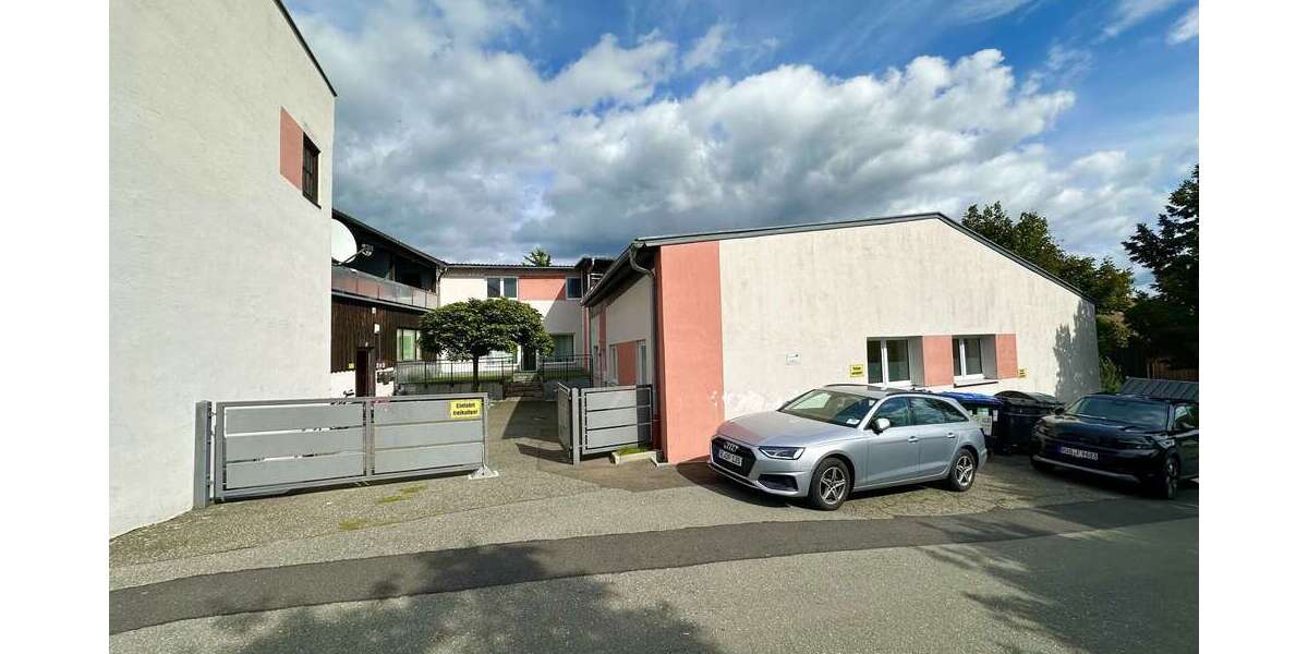 Einfamilienhaus Eschenbach in der Oberpfalz - 31 Zimmer, 1.020 m&sup2;, 1.430.000&euro; | Angebot:26762302