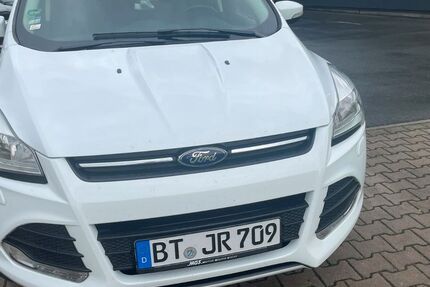 Ford Kuga 102.000 km 8.200 &euro; Bindlach 95463