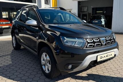 Dacia Duster 141.350 km 15.900 &euro; Bayreuth 95448