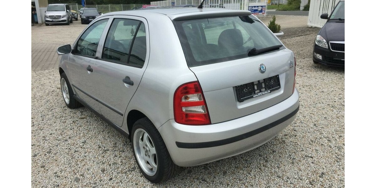 Skoda Fabia Ambiente,Tüv 03/27! 194.000 km 1.450 &euro; Himmelkron 95502