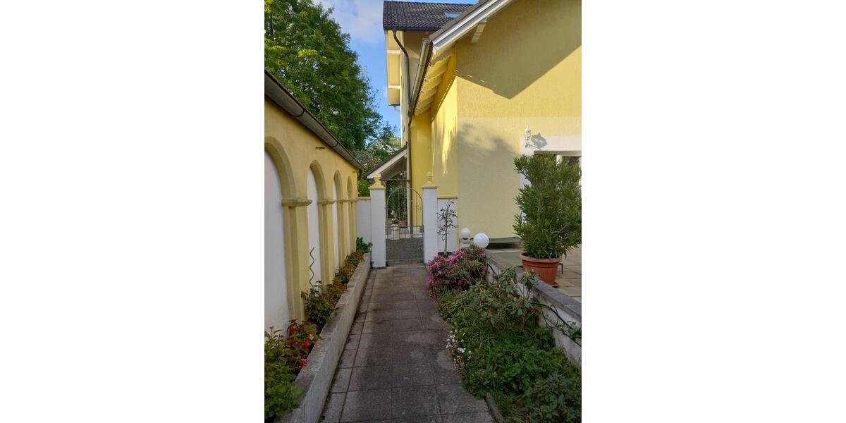 Einfamilienhaus Marktschorgast - 10 Zimmer, 320 m&sup2;, 395.000&euro; | Angebot:25355820