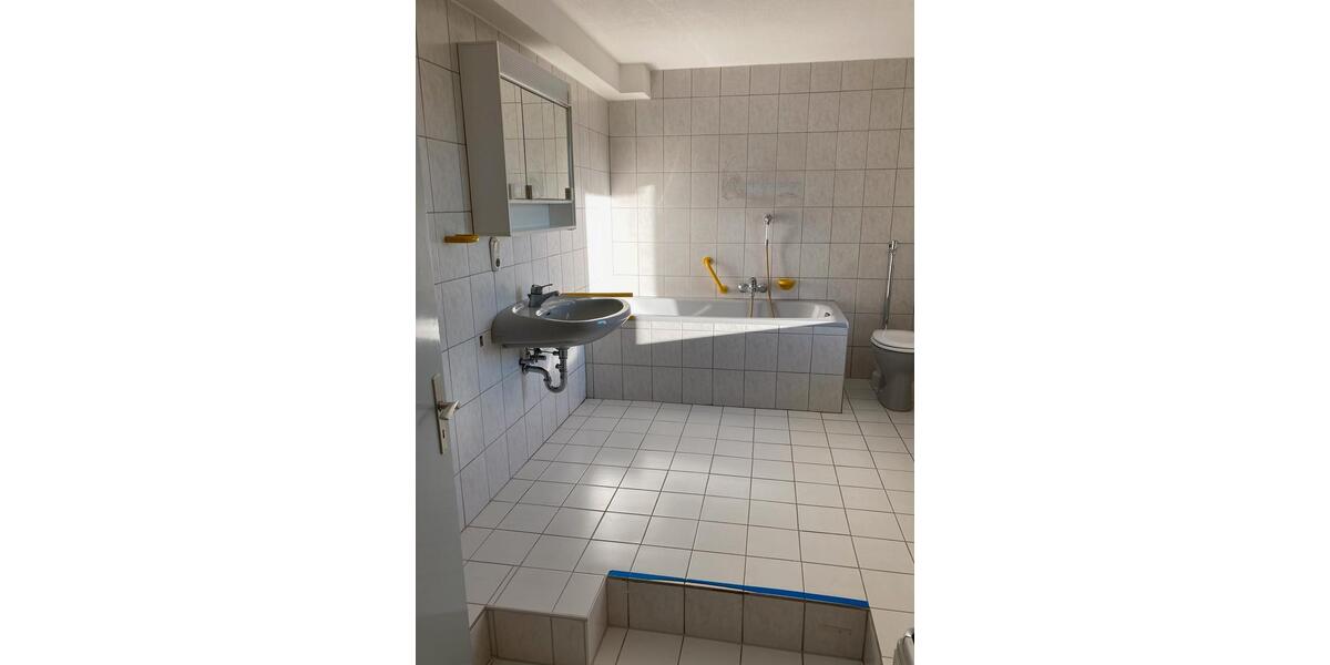 Erdgeschoßwohnung Kulmbach Blaich - 2.5 Zimmer, 70 m&sup2;, 550&euro; | Angebot:26041375