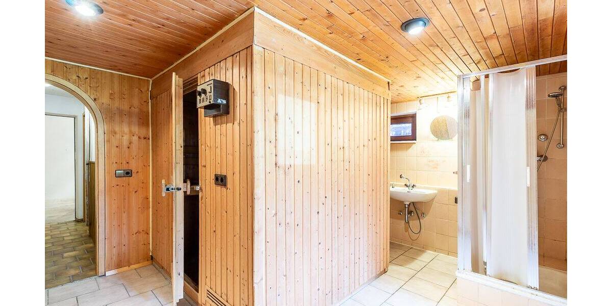 Einfamilienhaus Eckersdorf - 7 Zimmer, 175 m&sup2;, 478.000&euro; | Angebot:26501286
