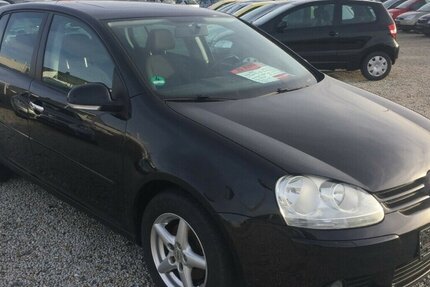 VW Golf Tour Edition,el.SD..Klima,Sitzheiz.,Tüv Neu! 200.000 km 3.200 &euro; Himmelkron 95502