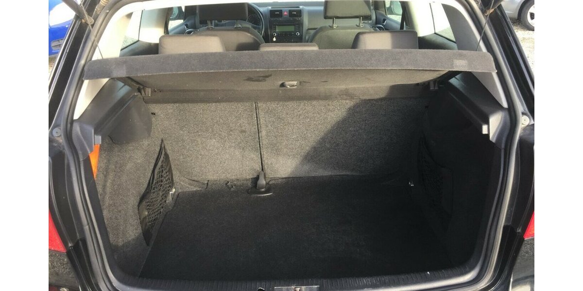 VW Golf Trendline, Klima,el.Fh. 2 Hd.,Tüv 03/28! 200.000 km 2.600 &euro; Himmelkron 95502