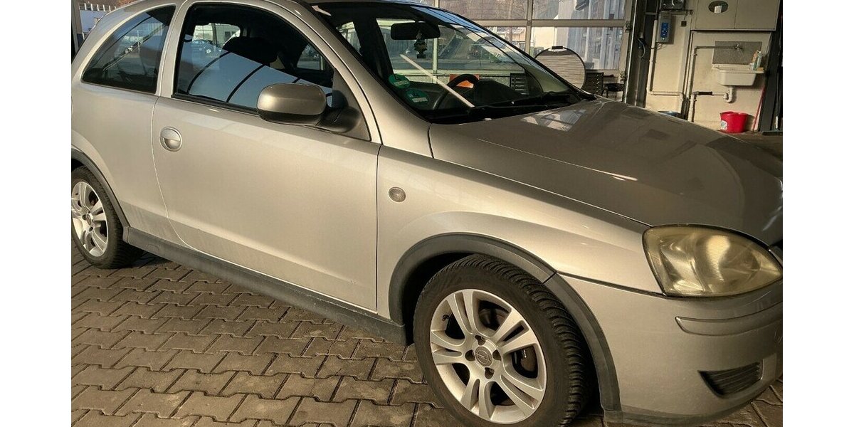 Opel Corsa Edition,Klima,Alu, usw. ! 200.000 km 2.450 &euro; Himmelkron 95502