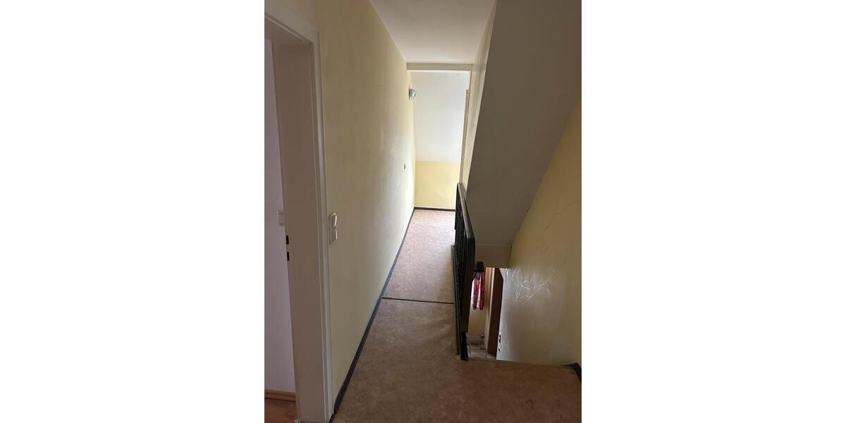 Einfamilienhaus Heinersreuth - 4 Zimmer, 120 m&sup2;, 180.000&euro; | Angebot:24919493