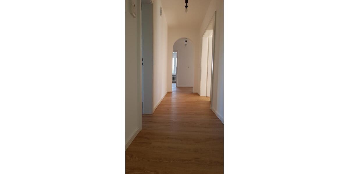 Etagenwohnung Bayreuth Meyernberg - 4 Zimmer, 104 m&sup2;, 1.100&euro; | Angebot:25177363