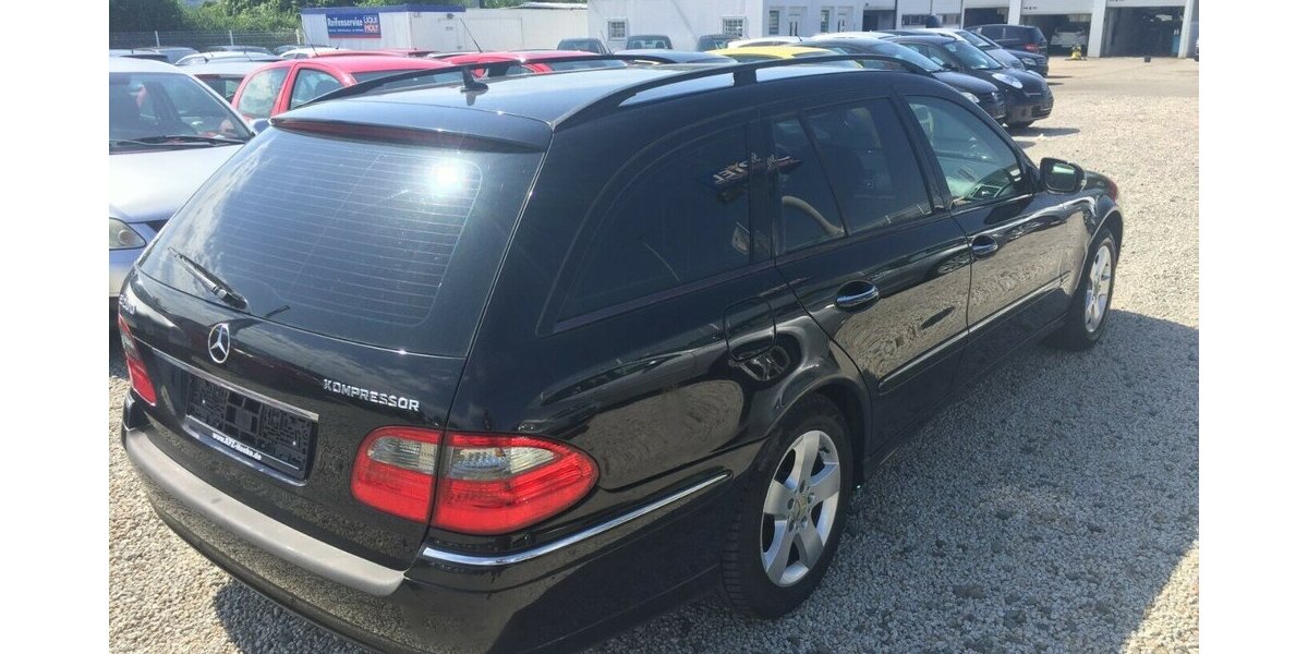 Mercedes-Benz E 200 T Elegance,Navi,Klimaaut.,Tüv Neu! 310.000 km 3.999 &euro; Himmelkron 95502