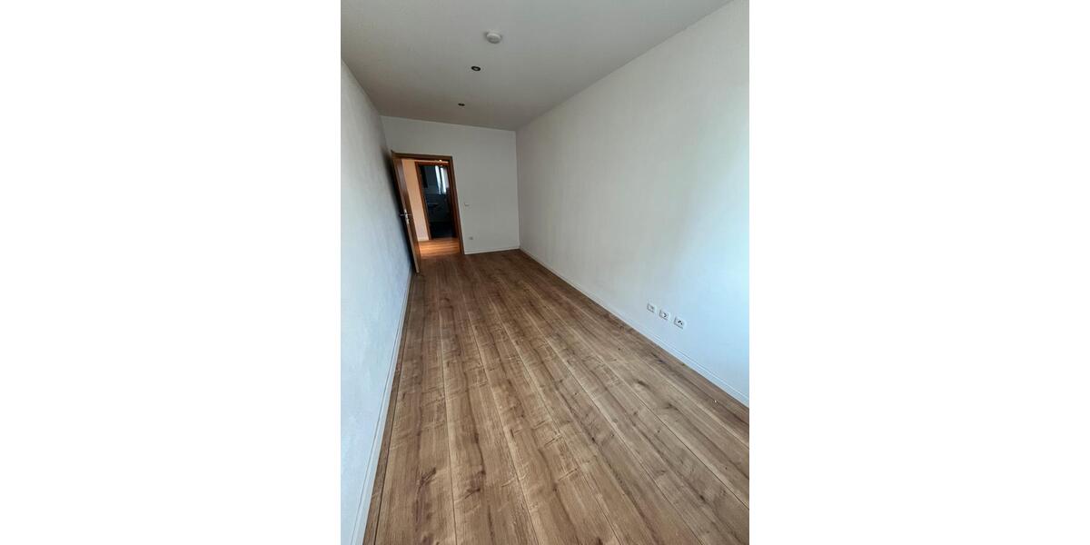 Etagenwohnung Bayreuth Altstadt - 3 Zimmer, 85 m&sup2;, 1.000&euro; | Angebot:26681380