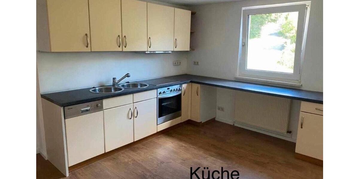 Dachgeschoßwohnung Auerbach in der Oberpfalz - 3 Zimmer, 80 m&sup2;, 550&euro; | Angebot:25236832