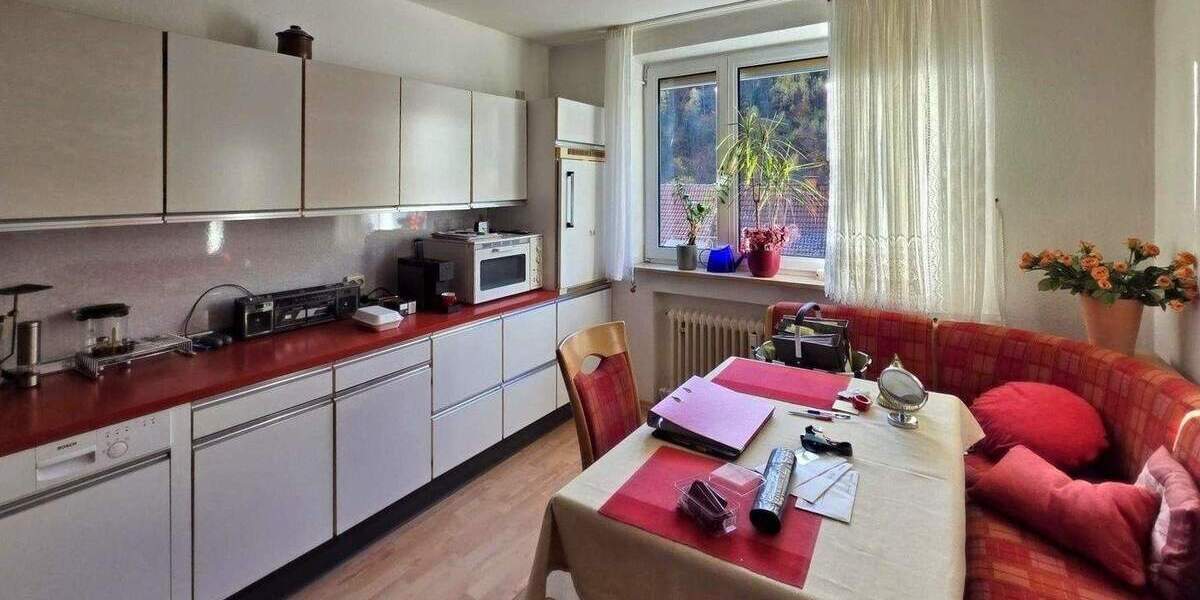 Mehrfamilienhaus, Wohnhaus Wirsberg - 7 Zimmer, 220 m&sup2;, 219.000&euro; | Angebot:25746571