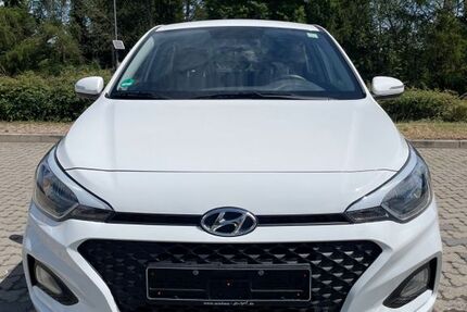 Hyundai i20 72.260 km 8.499 &euro; Heinersreuth 95500