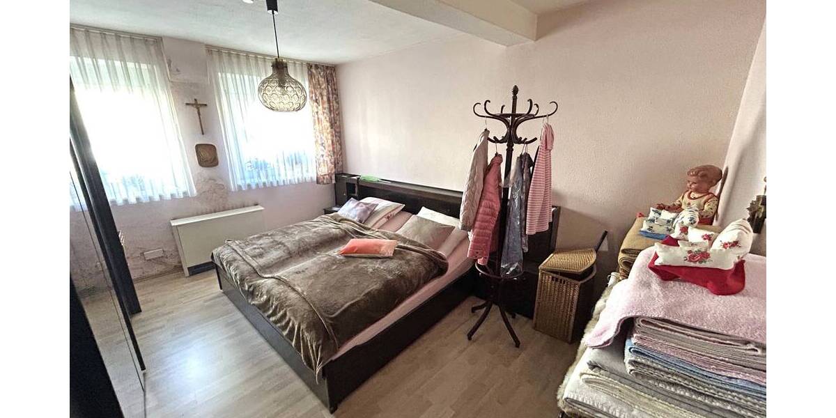 Mehrfamilienhaus, Wohnhaus Kupferberg - 9 Zimmer, 187 m&sup2;, 95.000&euro; | Angebot:25780731