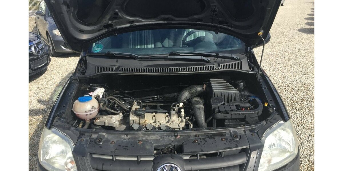 VW Fox Basis,Servol,Radio-CD,Tüv 01/28! 150.000 km 2.850 &euro; Himmelkron 95502