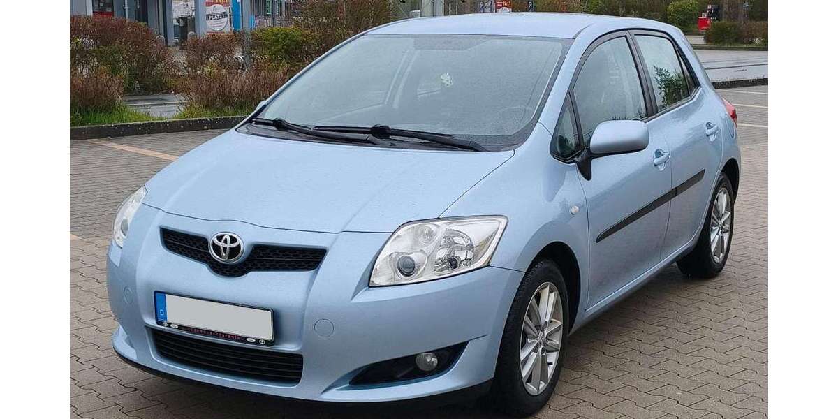 Toyota Auris 84.000 km 5.200 &euro; Eckersdorf 95488