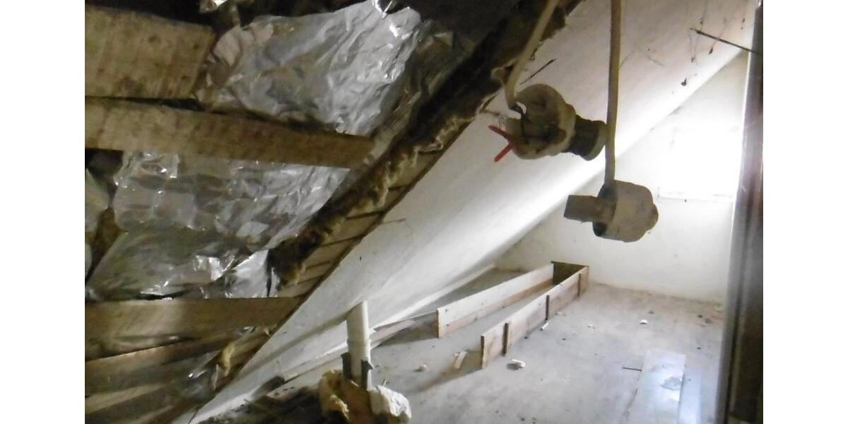 Einfamilienhaus Mainleus - 7 Zimmer, 165 m&sup2;, 186.000&euro; | Angebot:25948788