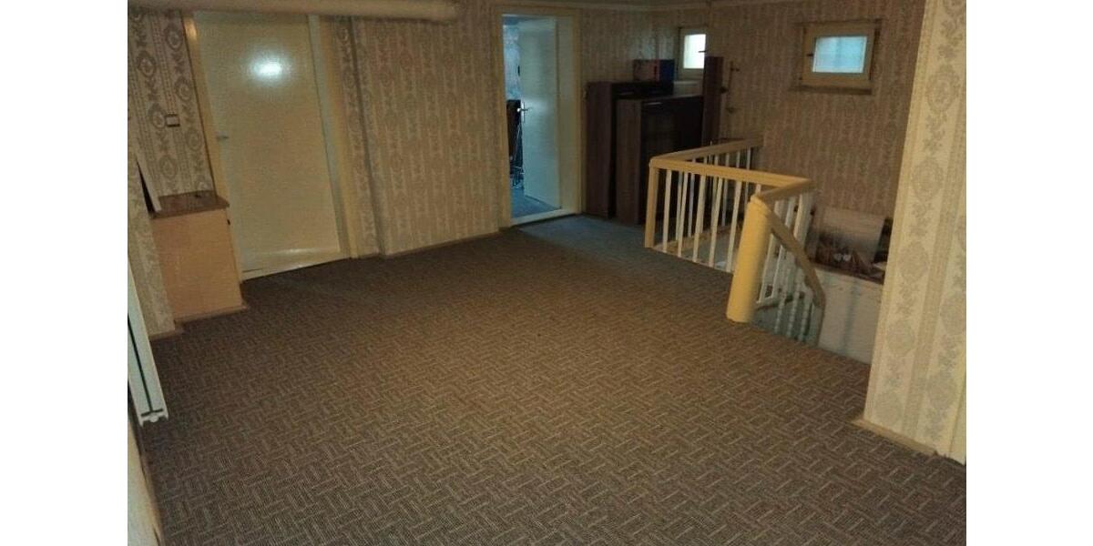 Einfamilienhaus Kupferberg - 15 Zimmer, 145.000&euro; | Angebot:22990655