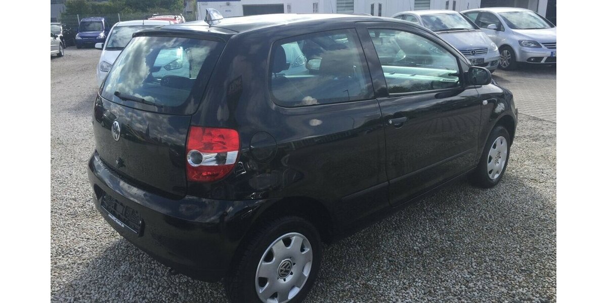 VW Fox Basis,Servol,Radio-CD,Tüv 01/28! 150.000 km 2.850 &euro; Himmelkron 95502