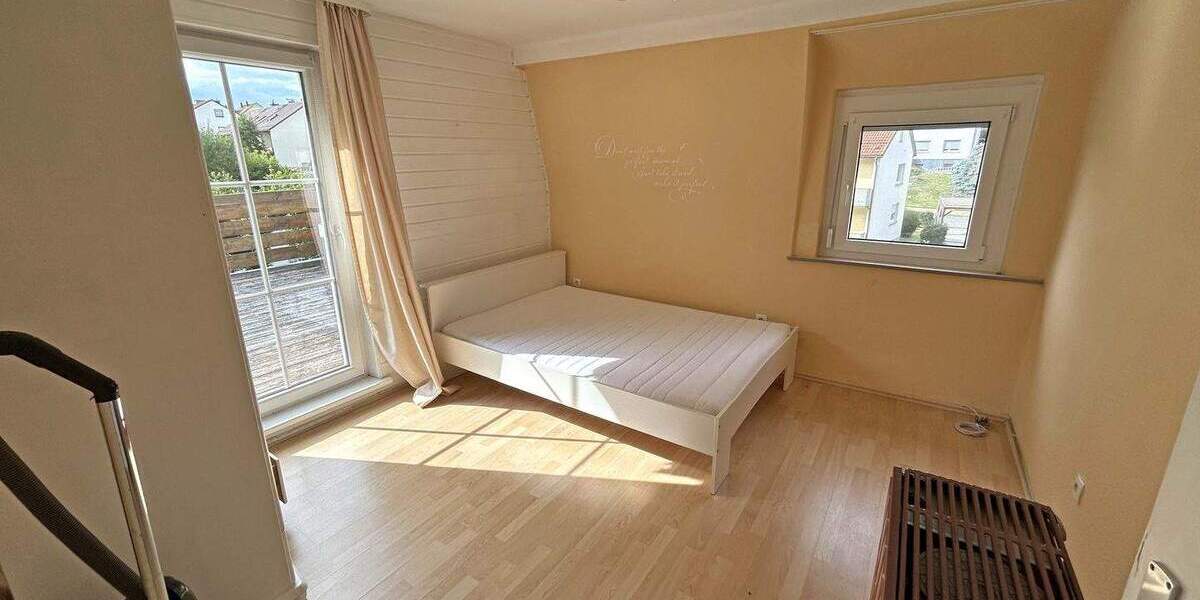 Mehrfamilienhaus, Wohnhaus Kulmbach Petzmannsberg - 8 Zimmer, 160 m&sup2;, 139.000&euro; | Angebot:25707331